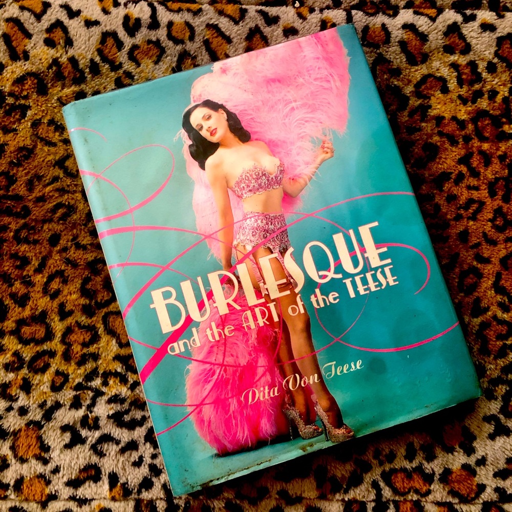 Second hand used Dita fetish Burlesque Book